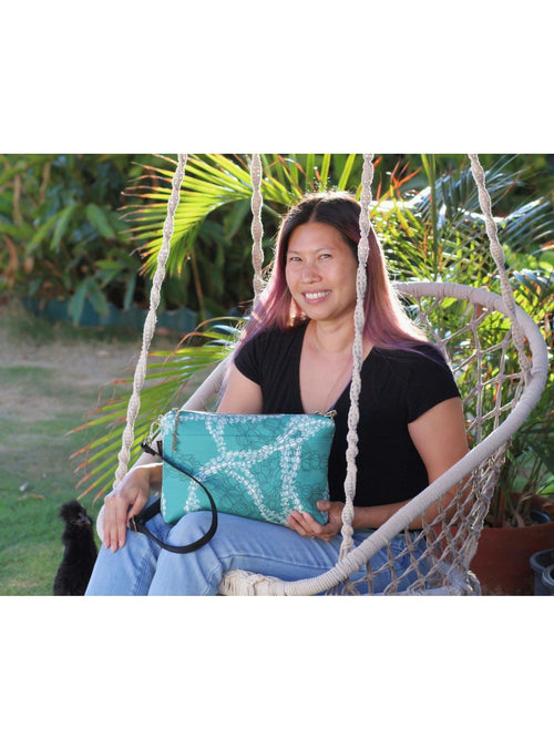 Sandy Feet Hawaii Handbag Large Crossbody in Peacock Sandy Feet Hawaii Crossbody | Valia Honolulu Valia Honolulu